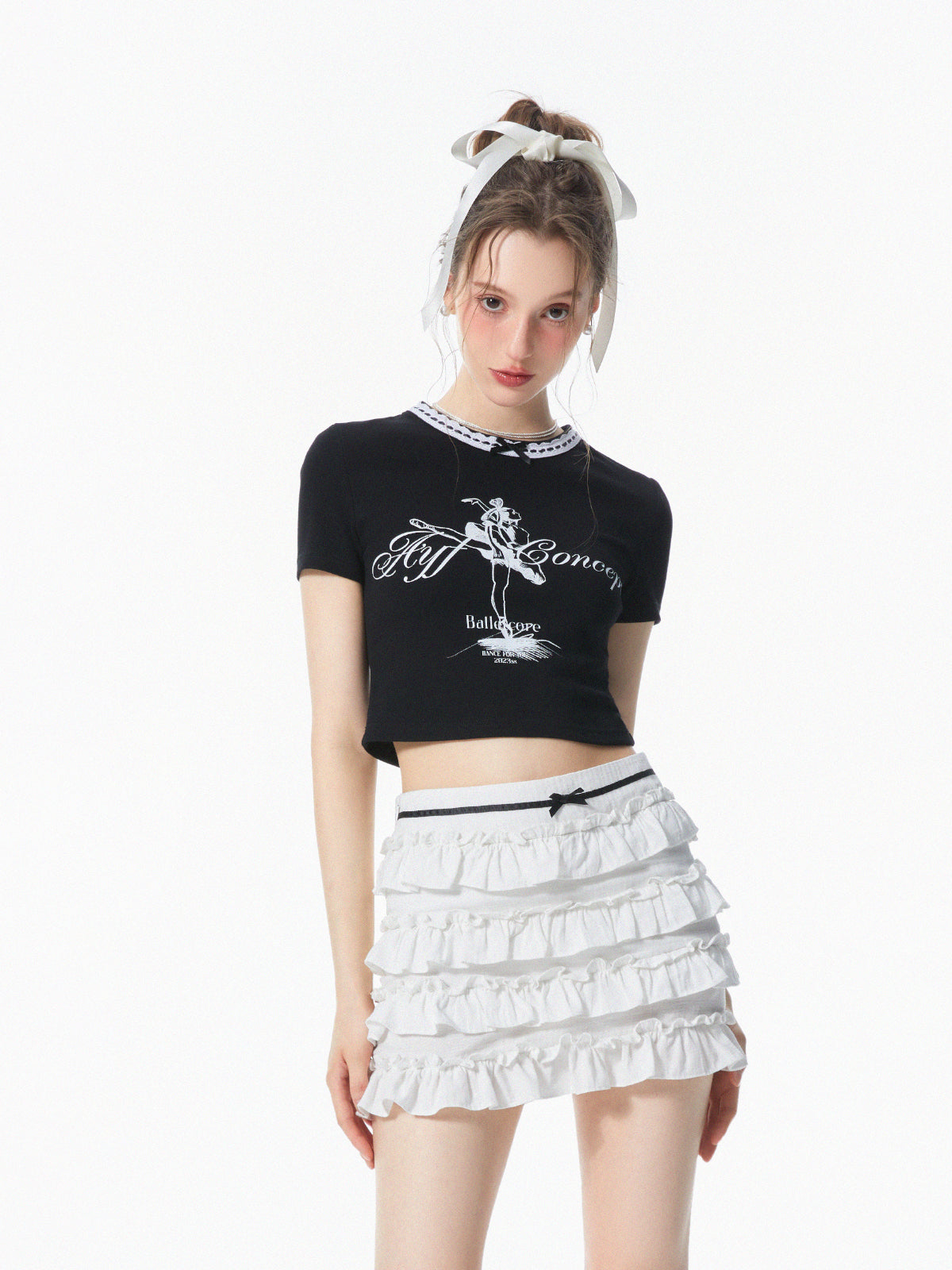 Ballet Dancer Print Lace Collar Tee