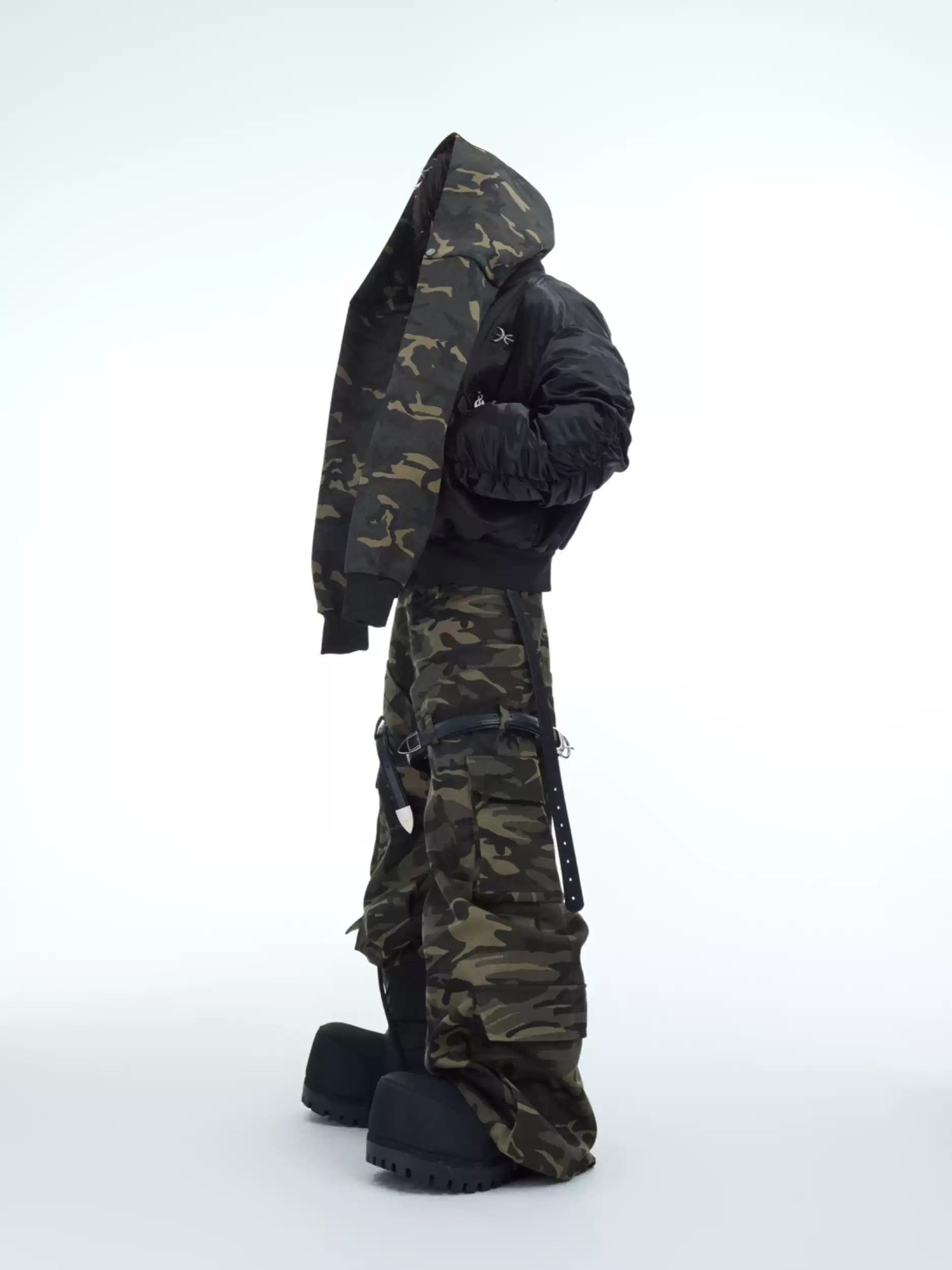 Belted Loose-Fit Vintage Washed Camouflage Cargo Pants