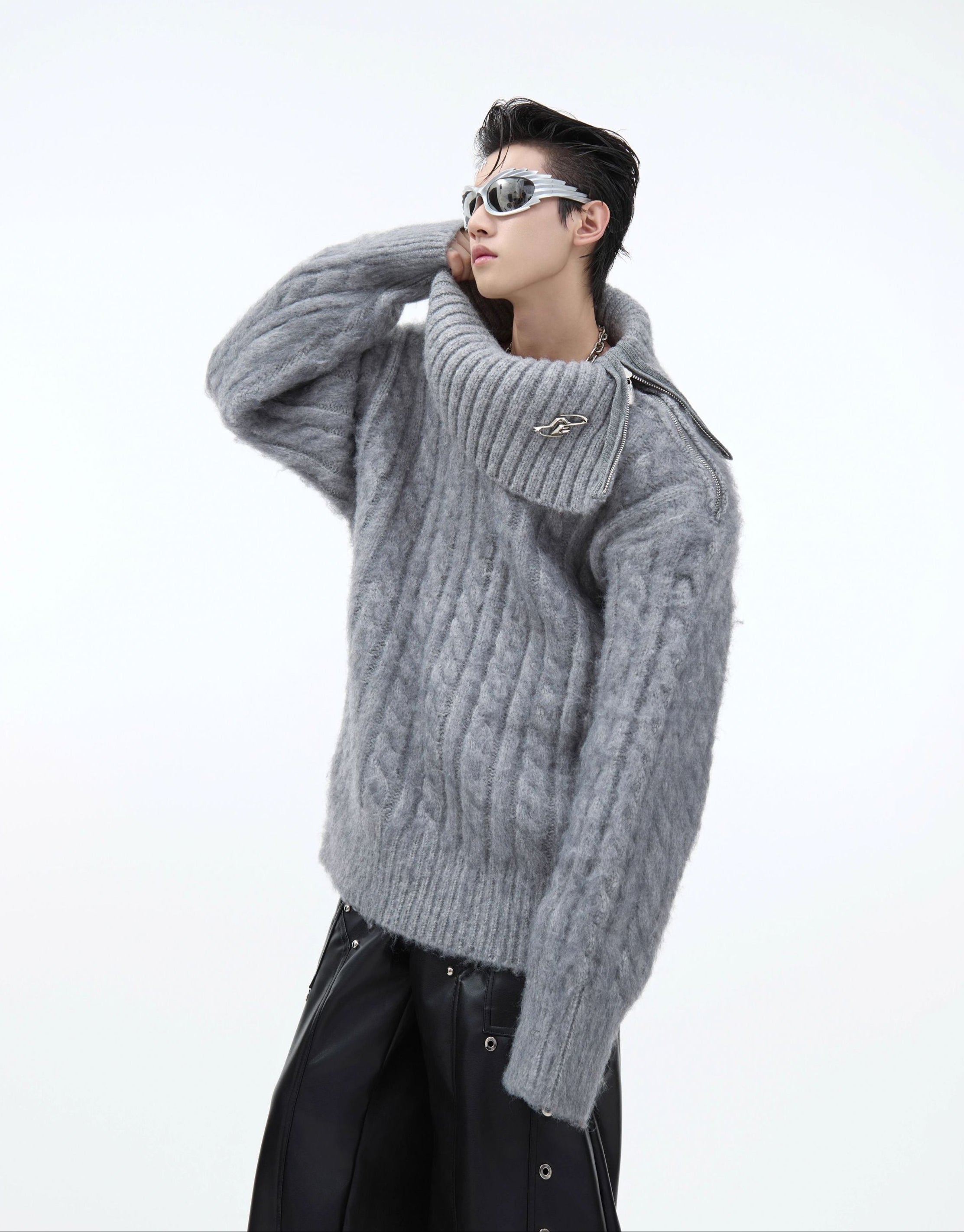 Chunky Cable Knit Turtleneck Sweater