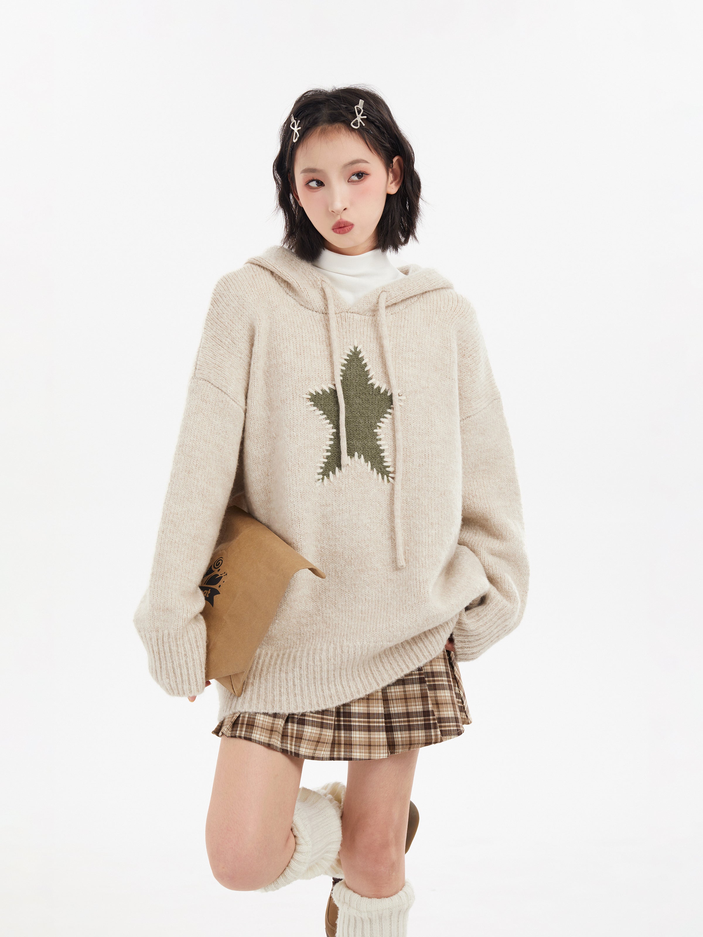 Star Pattern Knit Hoodie