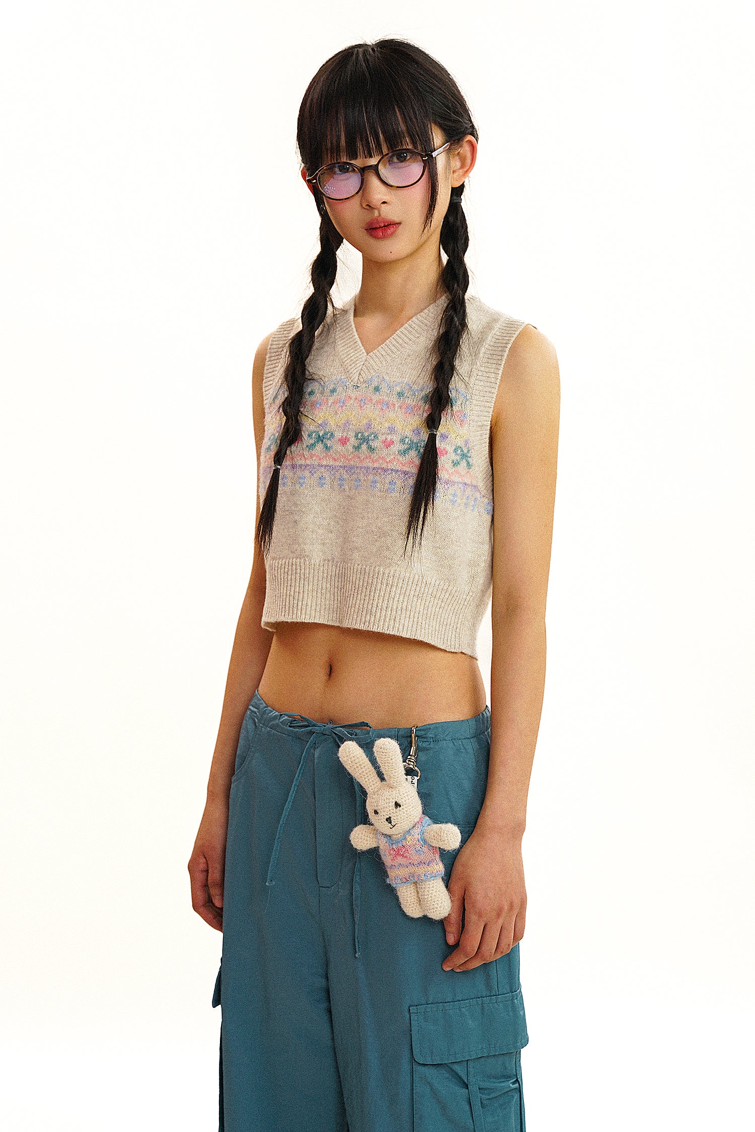 Butterfly Pattern V-Neck Knit Vest