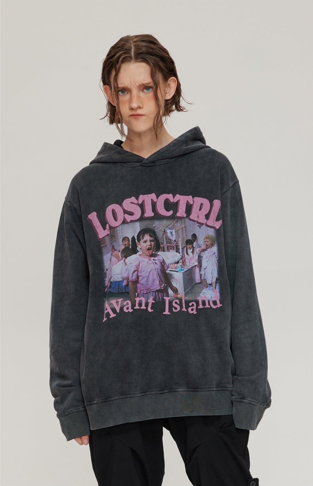 LOSTCTRL Avant Island Retro Washed Distressed Hoodie