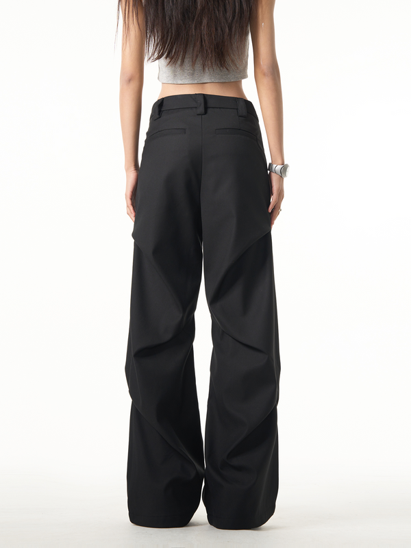 Sculpted Wide-Leg Pleated Trousers