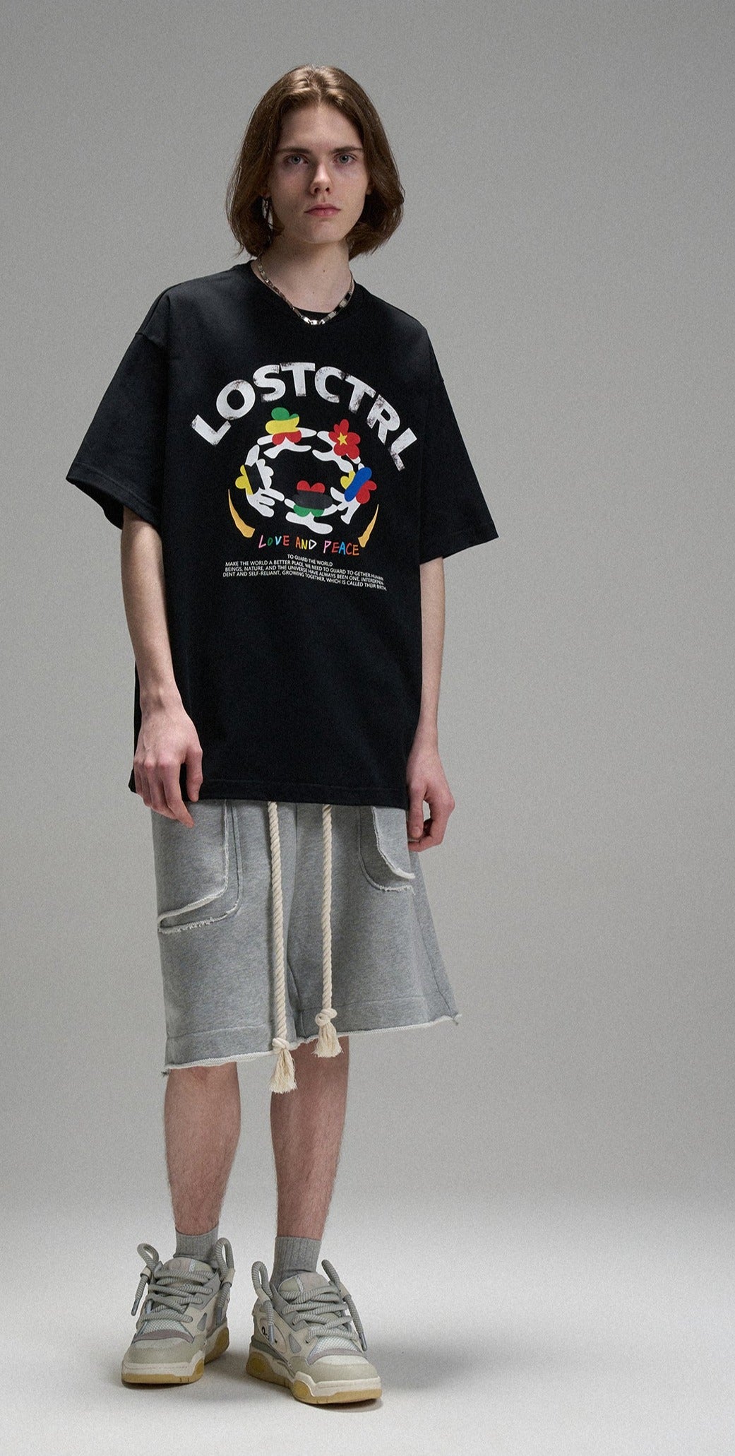 LOSTCTRL LOVE AND PEACE プリントTシャツ