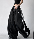Side-Stripe Wide-Leg Parachute Pants – CT6617