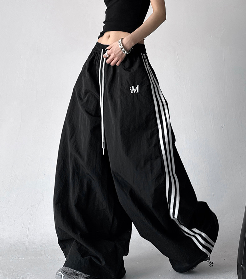 Side-Stripe Wide-Leg Parachute Pants – CT6617