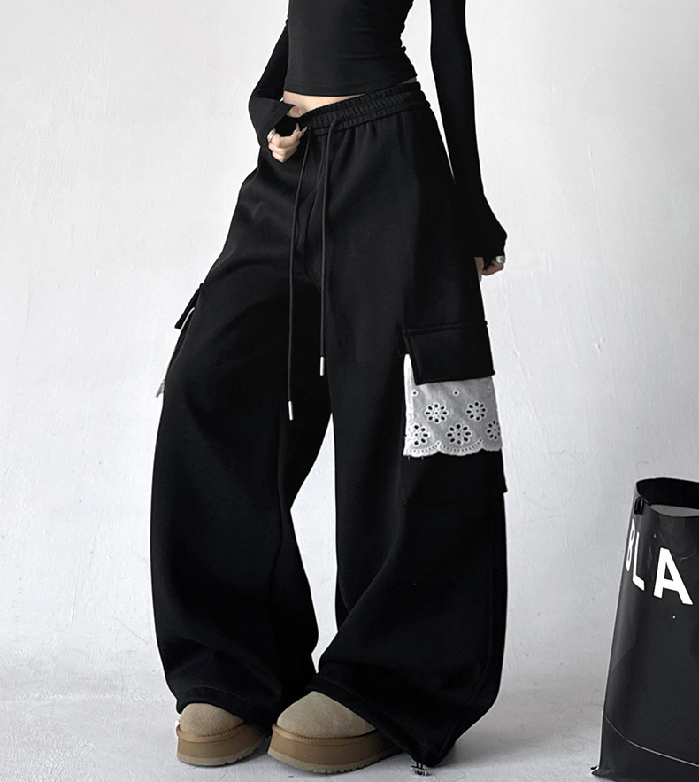 Fleece-Lined Lace Cargo Sweatpants