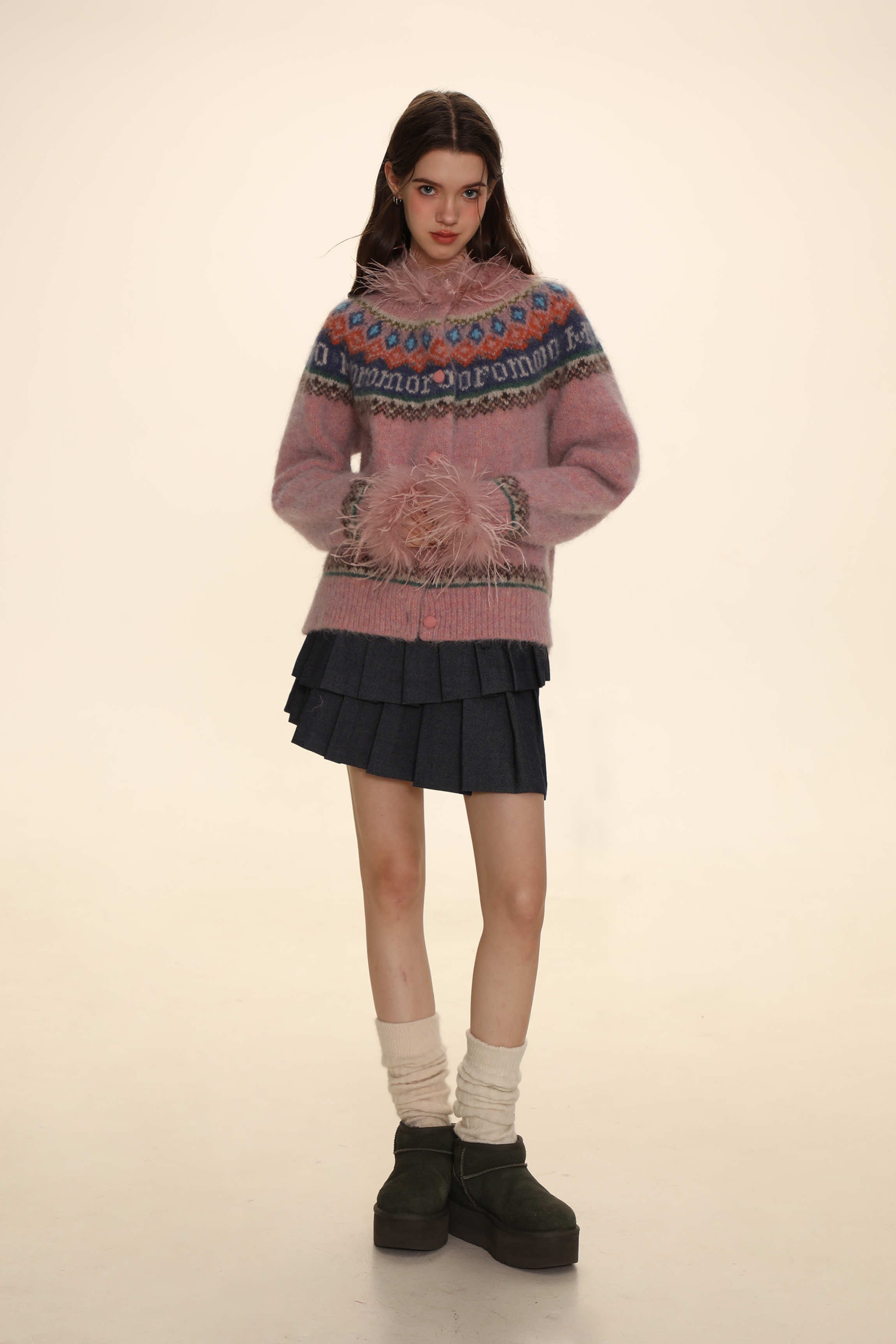 Retro Ostrich Feather Patchwork Round Neck Knitted Cardigan