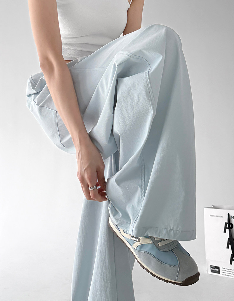 Wide Leg Parachute Cargo Pants - CT66130