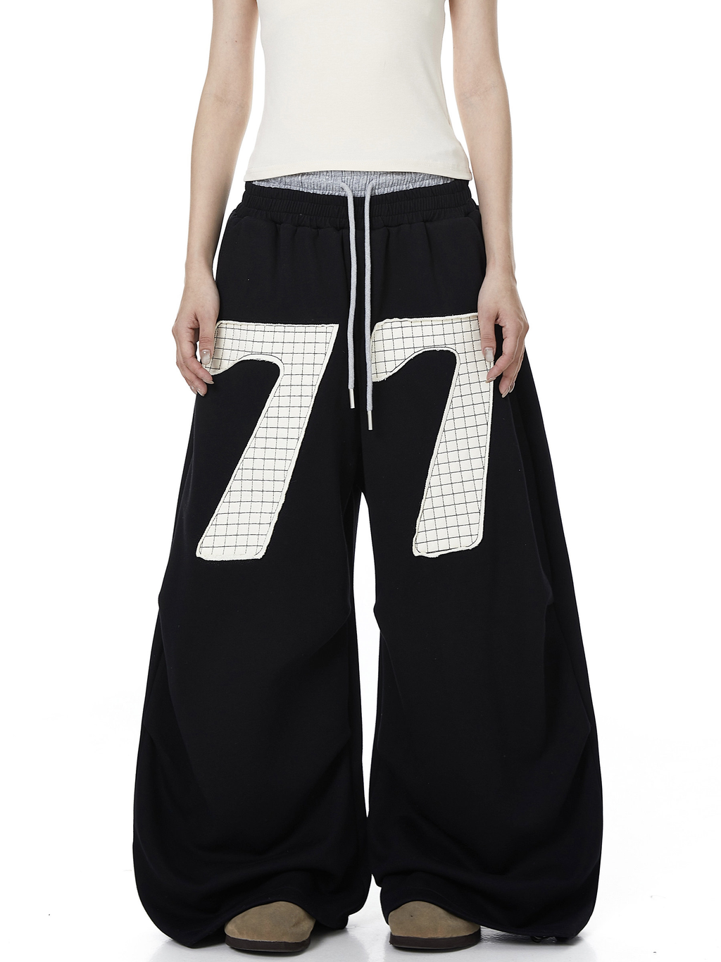 Contrast Patch Embroidered Double Waist Sweatpants