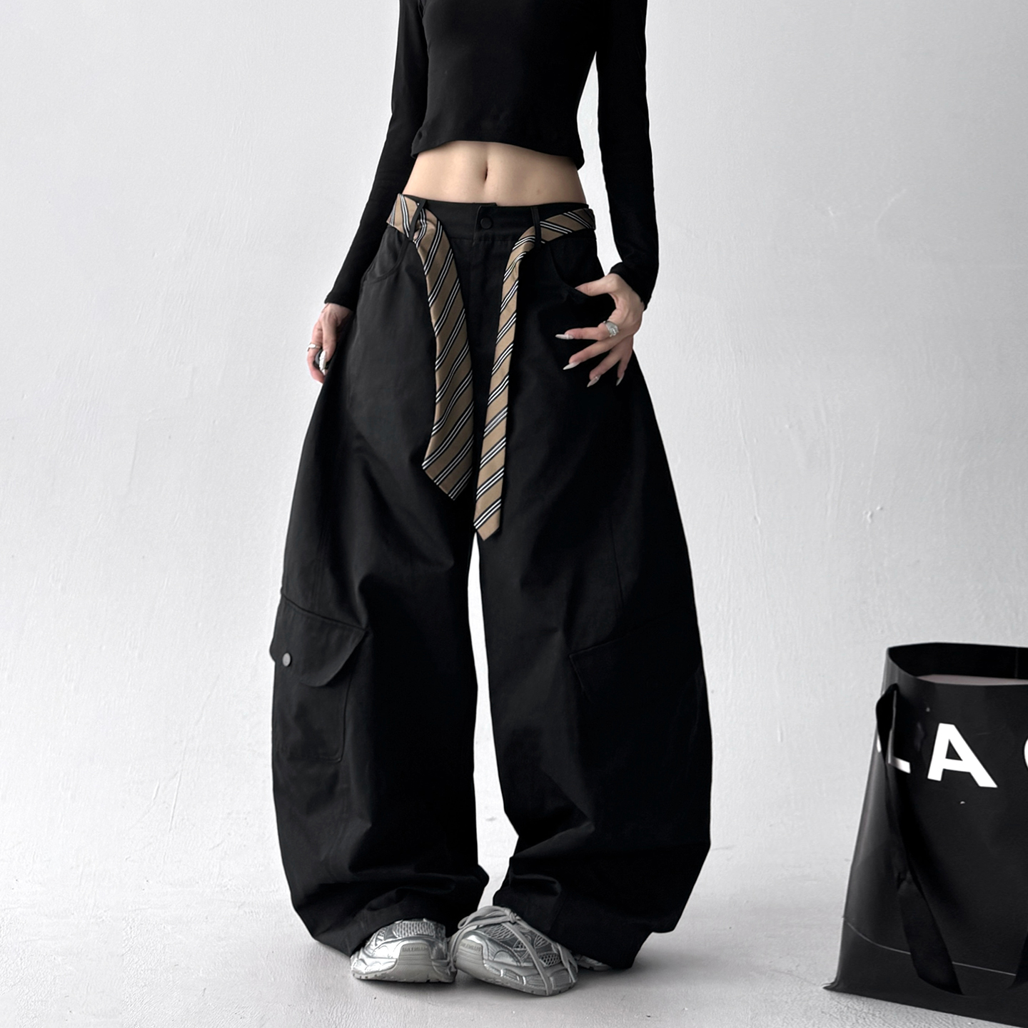 Detachable Belt High Waist Wide-Leg Cargo Pants