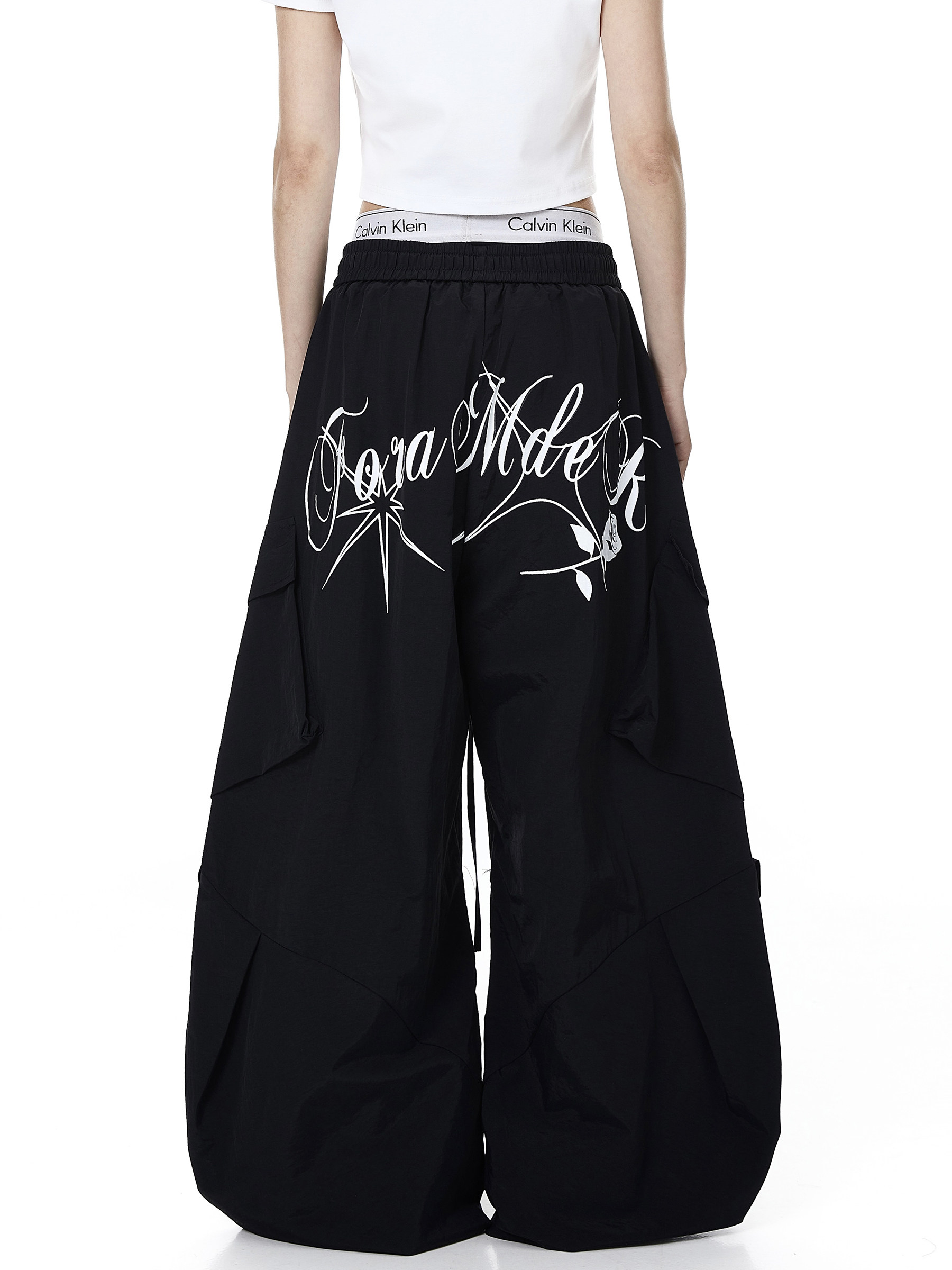 Letter Print Parachute Cargo Pants Main image