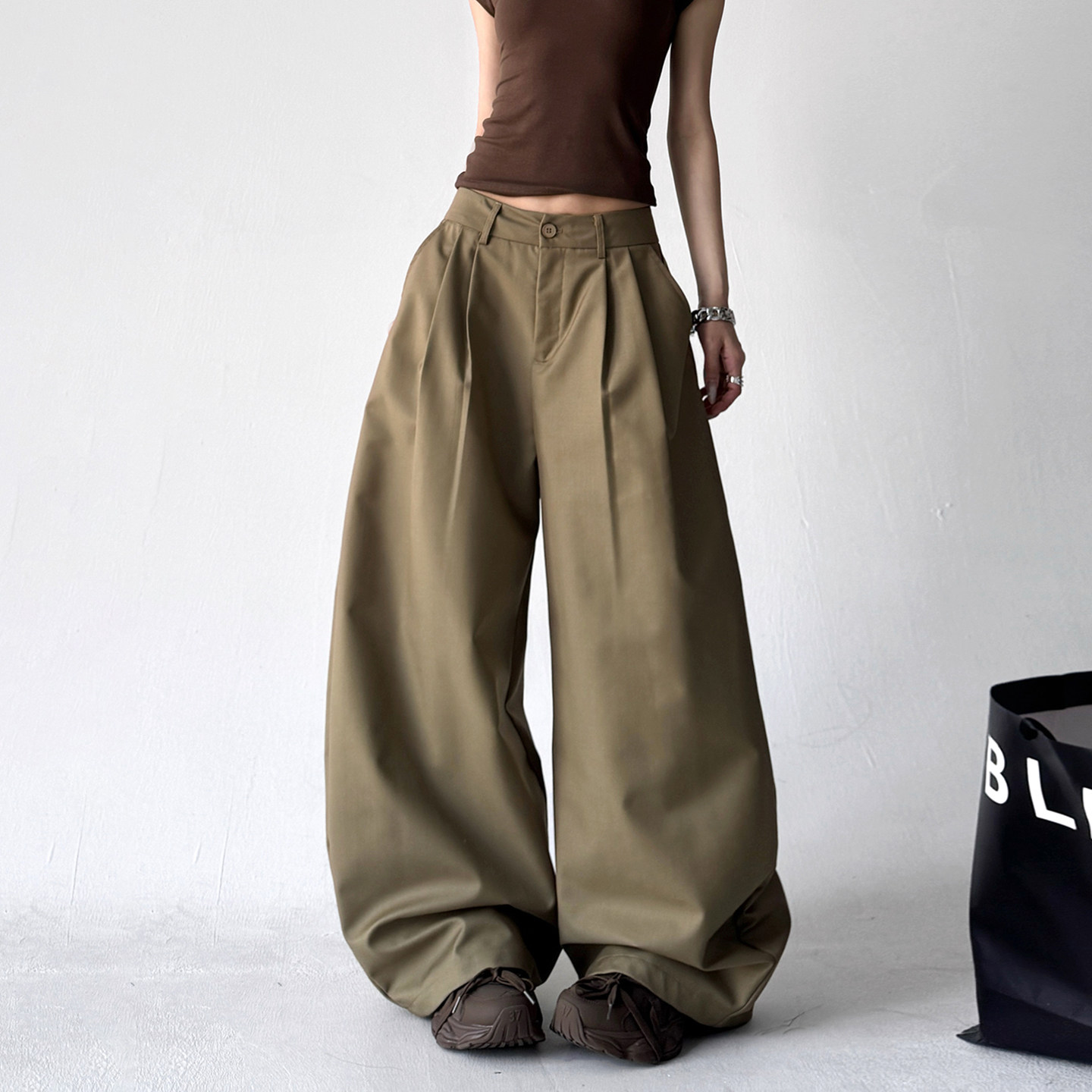 Draped Fit Pleated Wide Leg Trousers