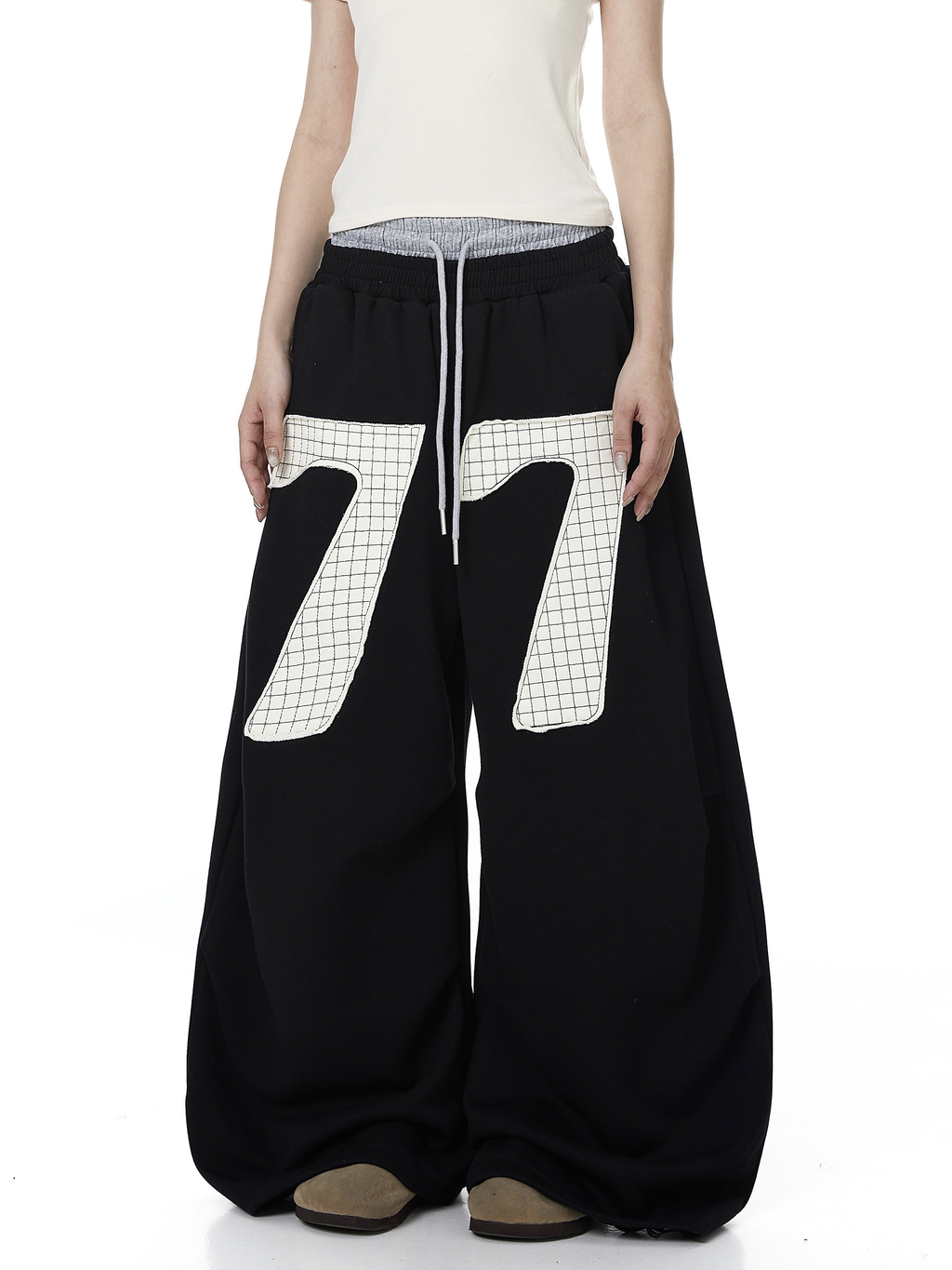 Contrast Patch Embroidered Double Waist Sweatpants