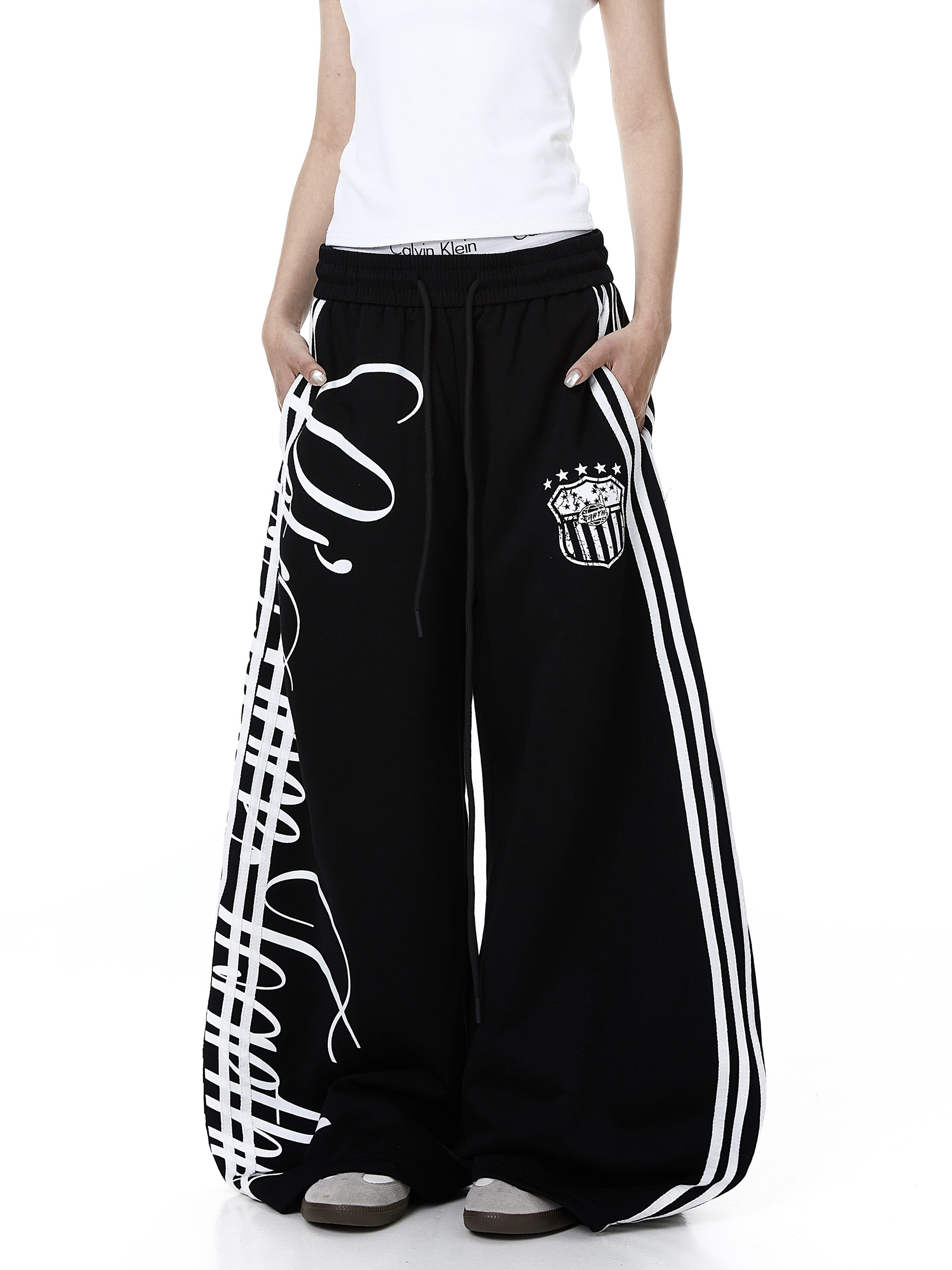 Vintage Letter Print Wide-Leg Sweatpants