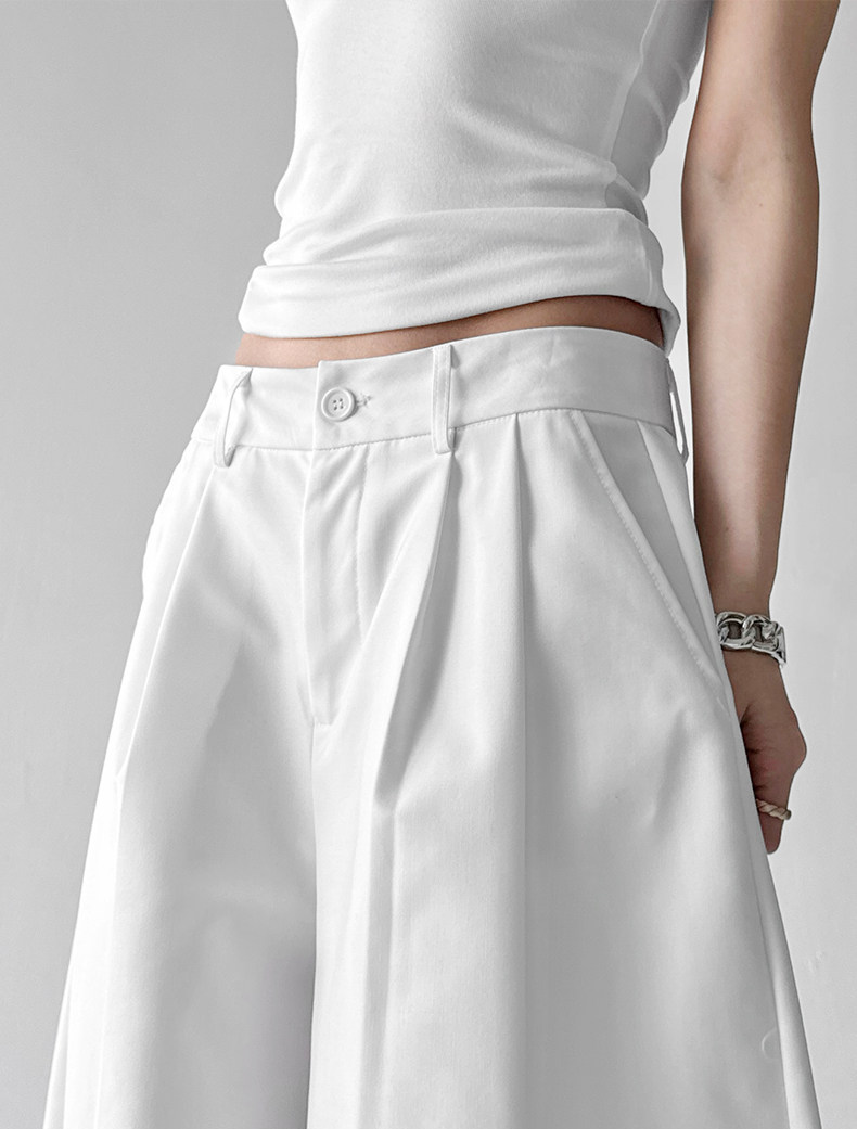 Draped Fit Pleated Wide Leg Trousers