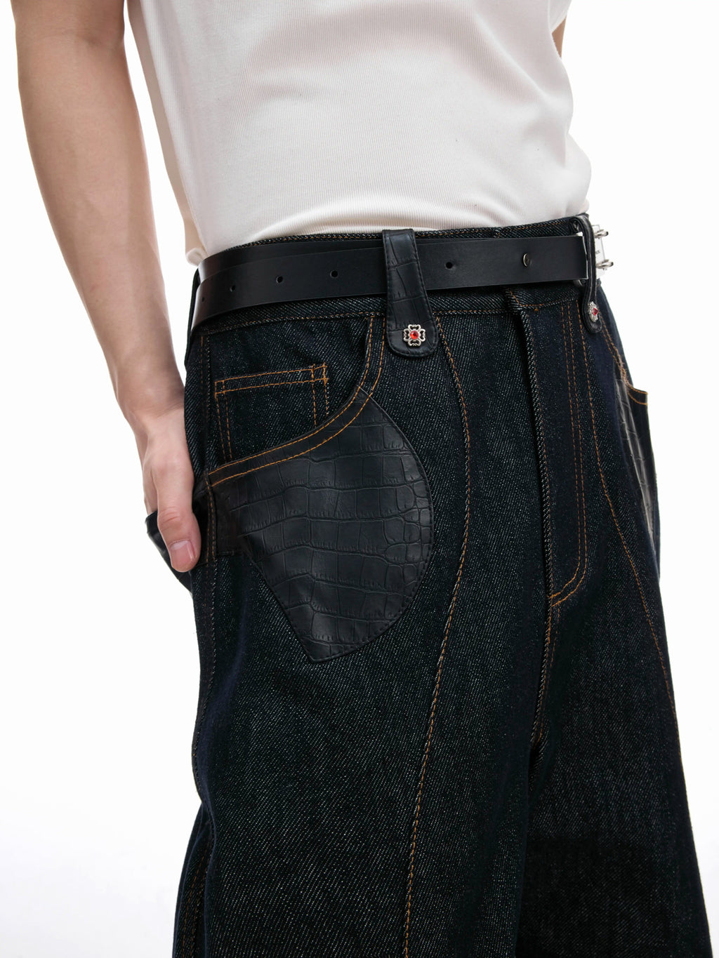 Argue Culture Croc-Trim Cropped Jacket and Pants Set - gallery view 5