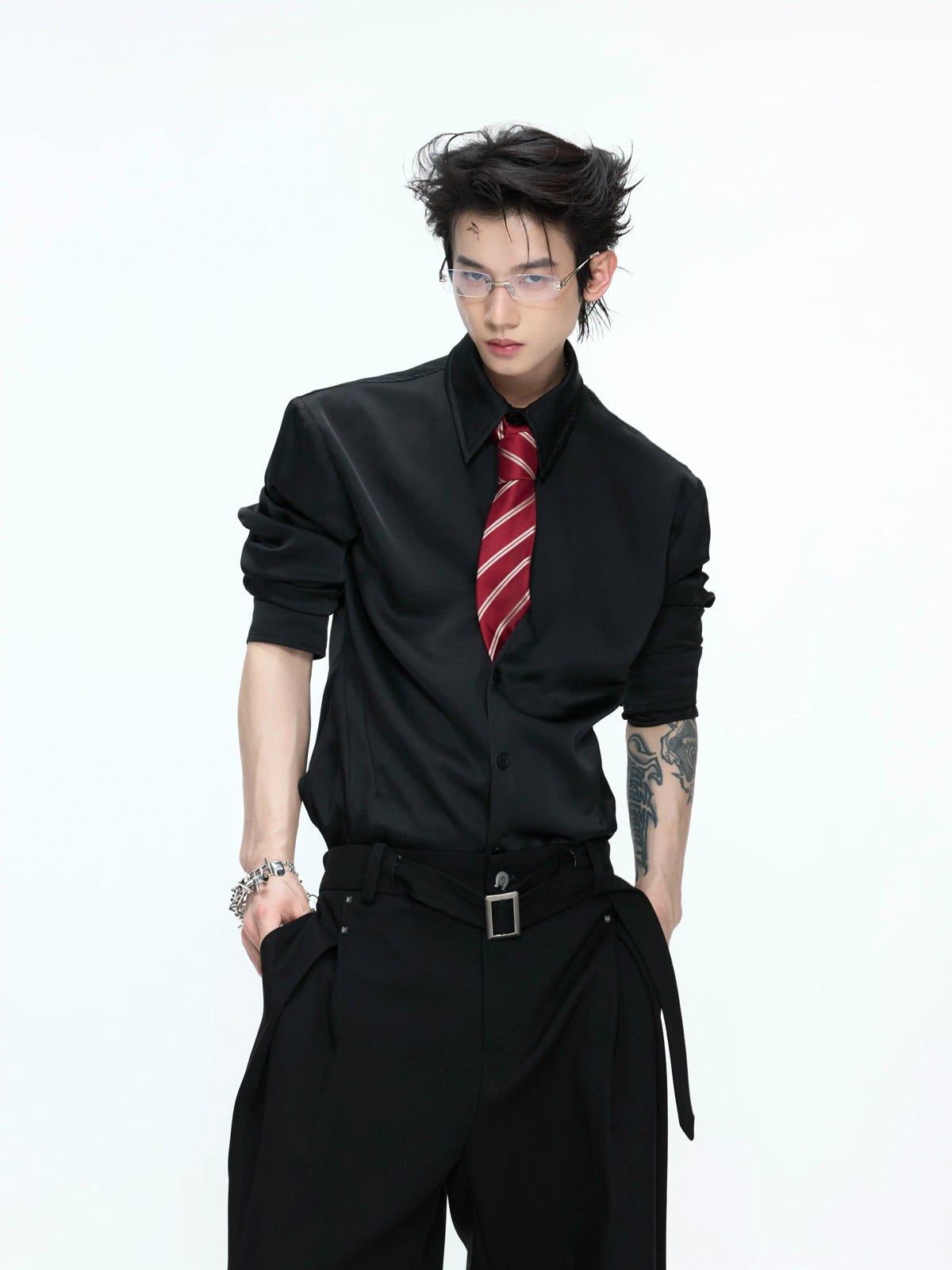 Satin-Finish Waist-Shaped Shirt 서브 이미지