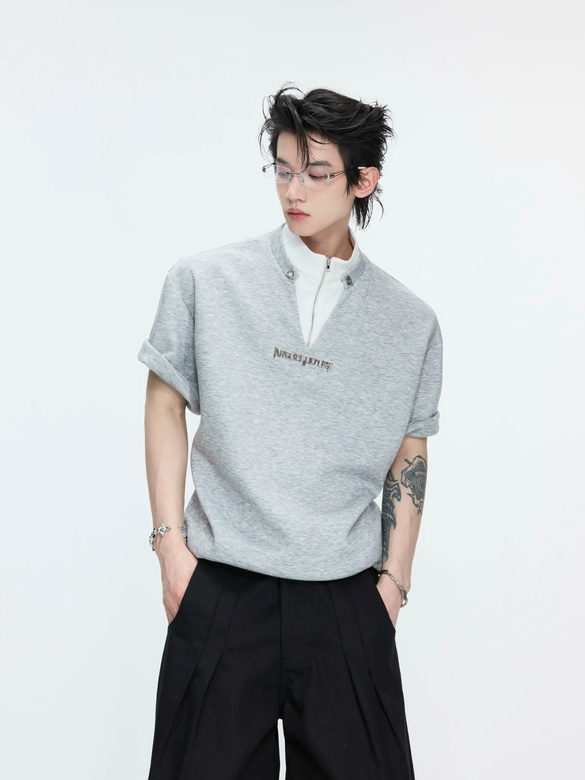 Argue Culture Layered Contrast-Collar Boxy T-Shirt - gallery view 2