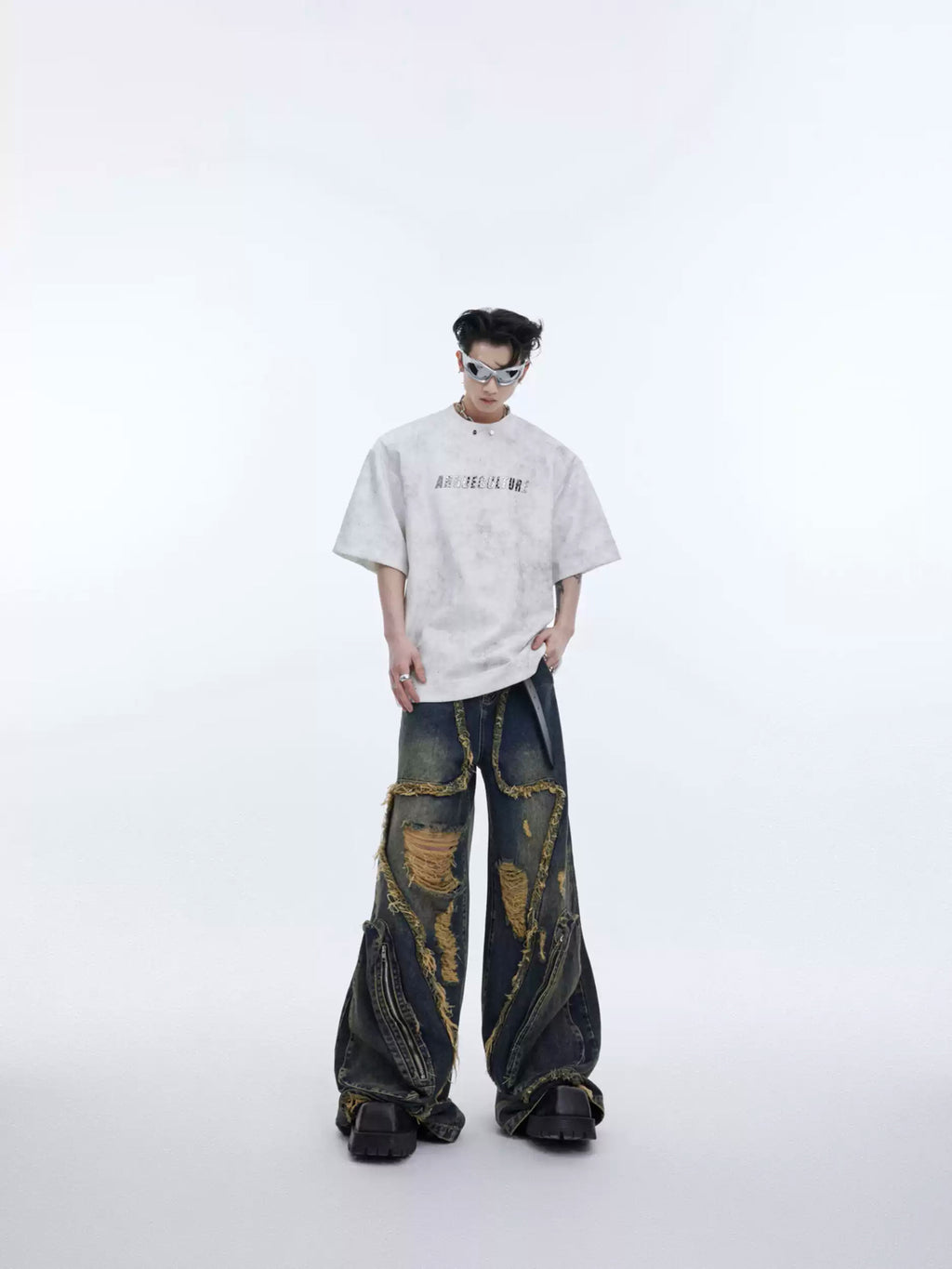 Argue Culture Shimmer Graphic Padded-Shoulder T-Shirt - gallery view 4