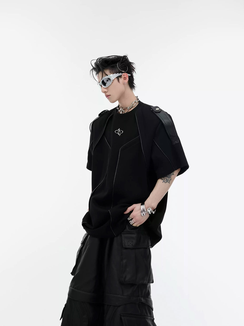 Argue Culture Harness-Panel Deconstructed T-Shirt - gallery view 2