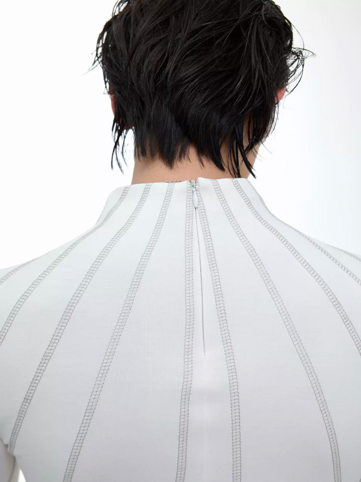 Argue Culture Contrast-Stitch Metal-Detail Mock-Neck Top - gallery view 3