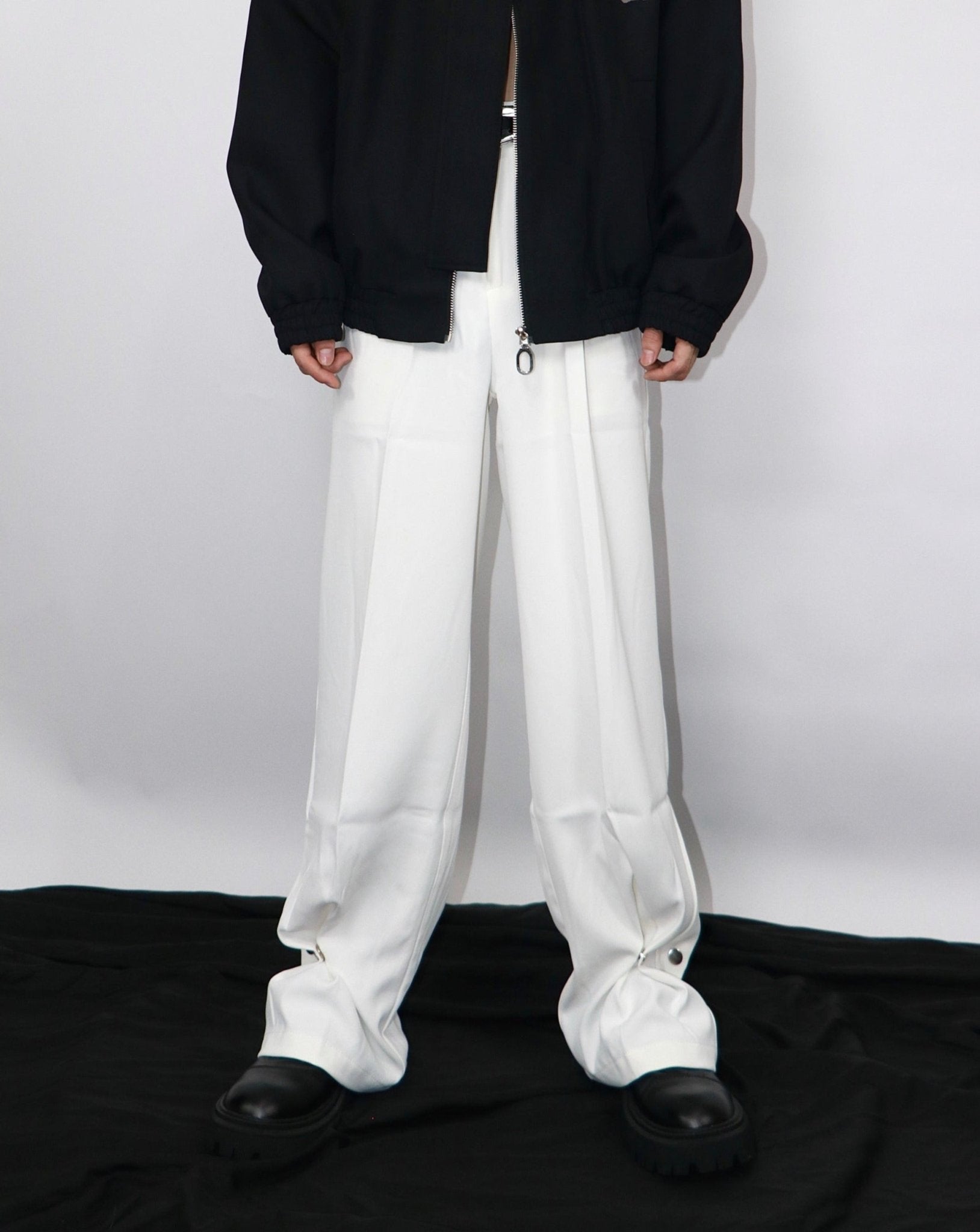 ArguE CulturE Loose Straight Trousers - COPPING THREADS - ArguE CulturE 메인 이미지