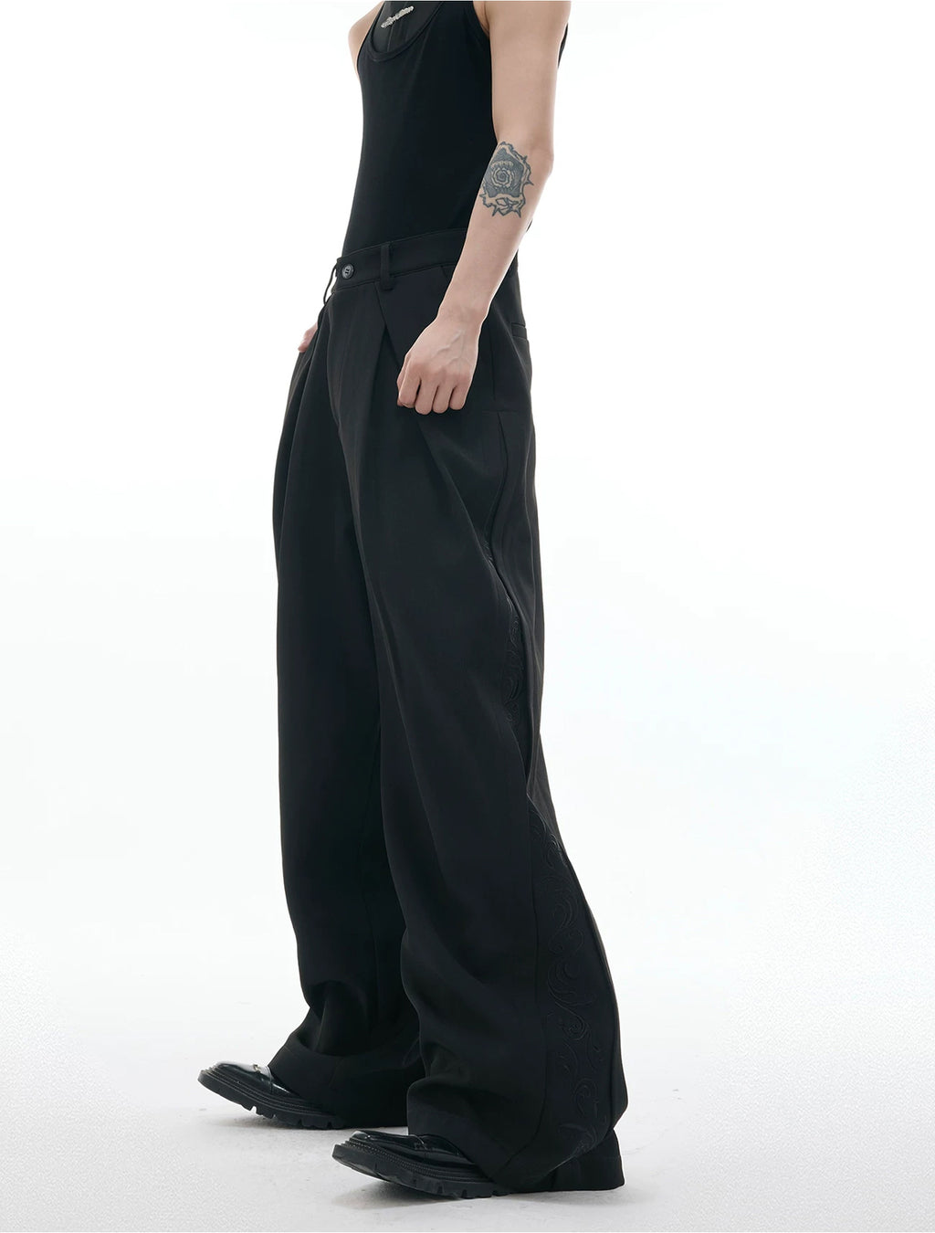 Argue Culture Embroidered Wide-Leg Tailored Pants - product detail view 4
