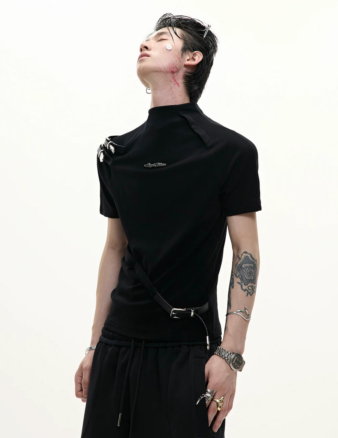 Argue Culture Belted Stand-Collar Fitted T-Shirt - product detail view 4