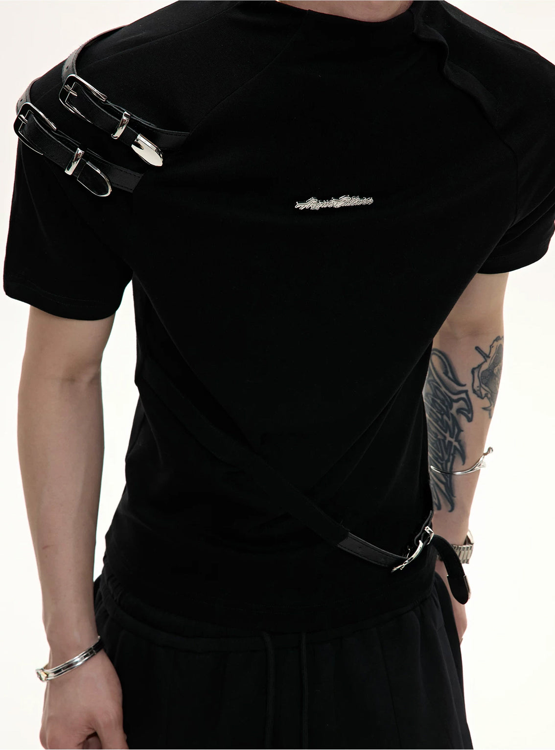 Argue Culture Belted Stand-Collar Fitted T-Shirt - product detail view 8