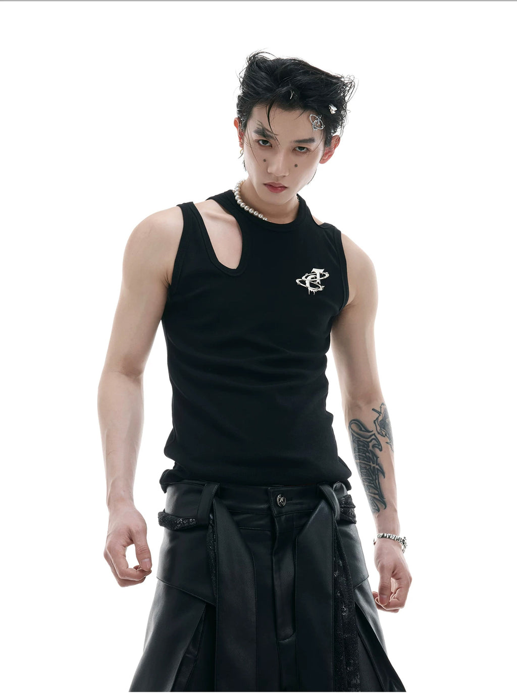 Argue Culture Cutout Metal-Detail Fitted Tank Top - product detail view 2