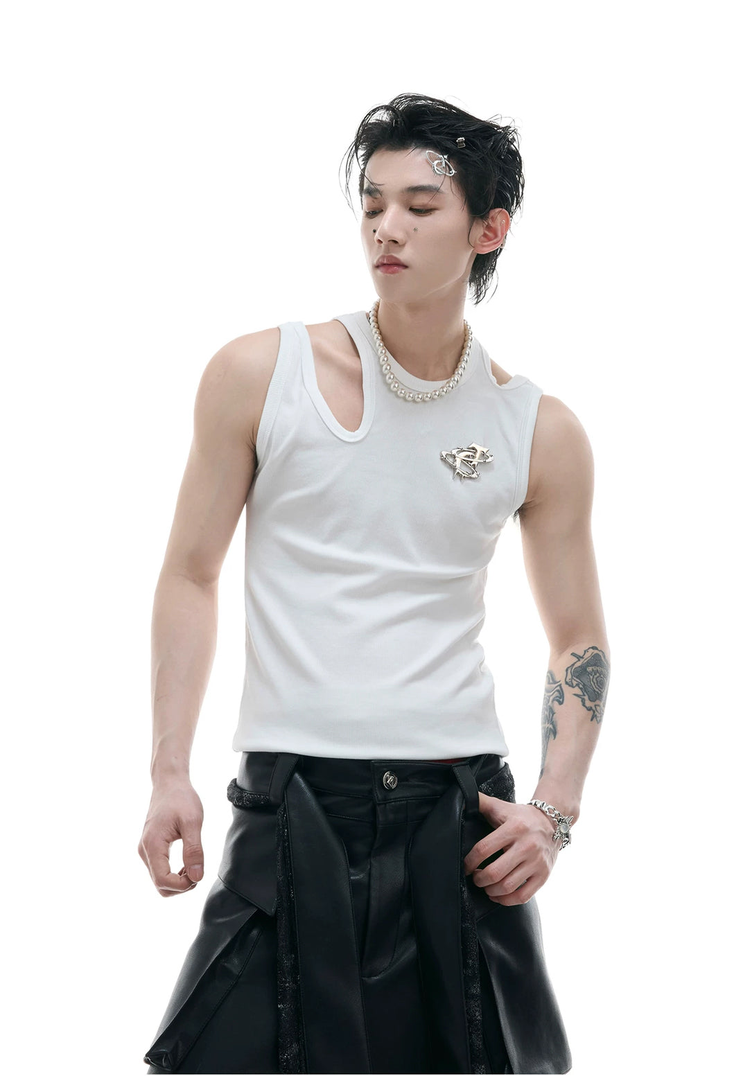 Argue Culture Cutout Metal-Detail Fitted Tank Top - product detail view 5