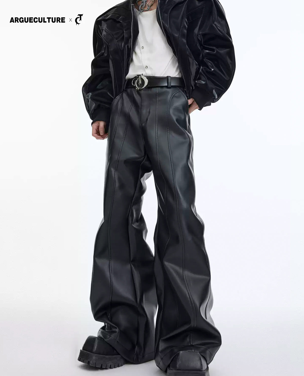 Argue Culture Panelled Matte Flared Pants - gallery view 1 메인 이미지