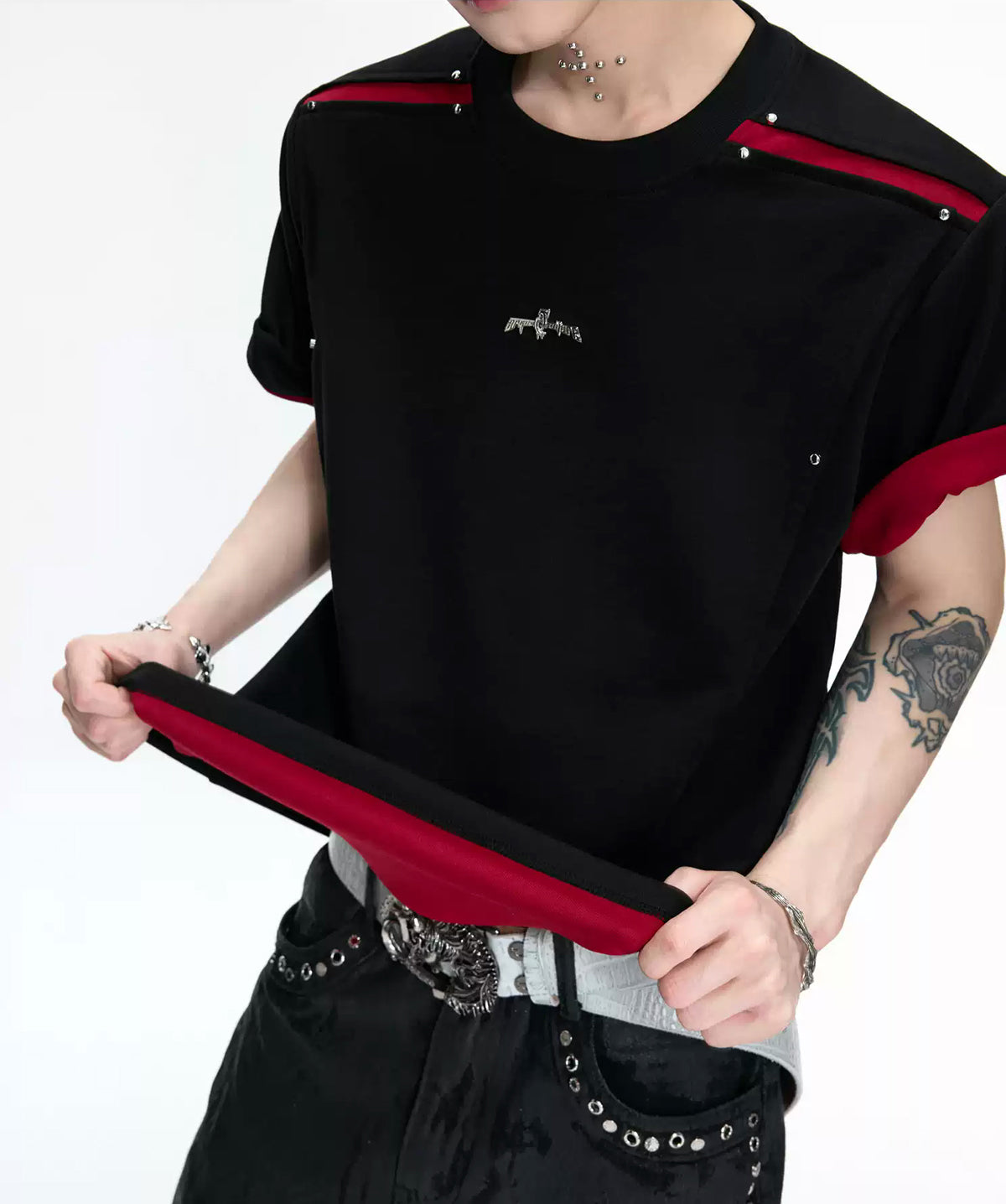 Argue Culture Contrast-Panel Structured-Sleeve T-Shirt - gallery view 4