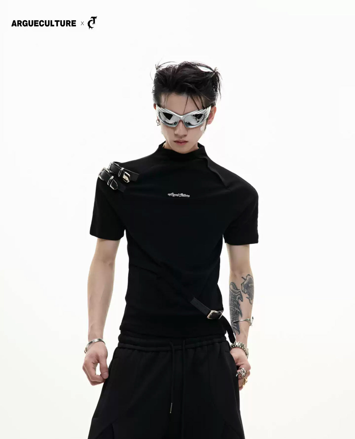 Argue Culture Belted Stand-Collar Fitted T-Shirt - gallery view 1