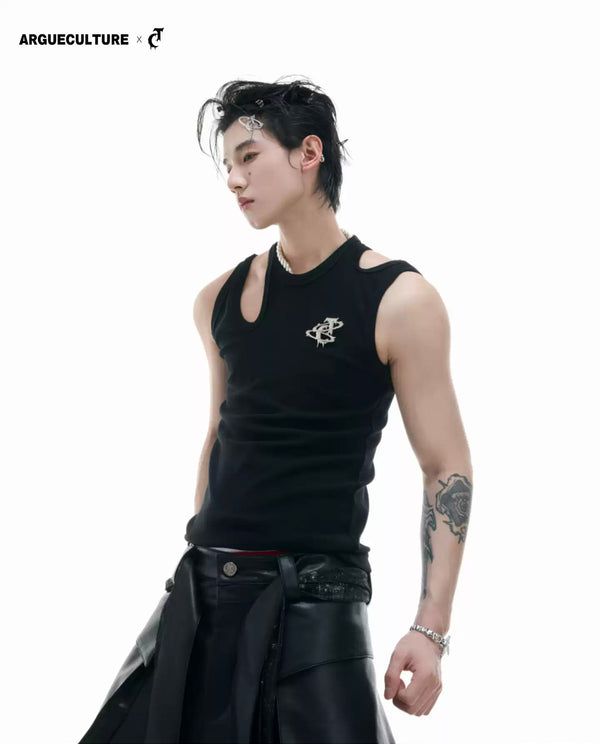 Argue Culture Cutout Metal-Detail Fitted Tank Top - gallery view 1
