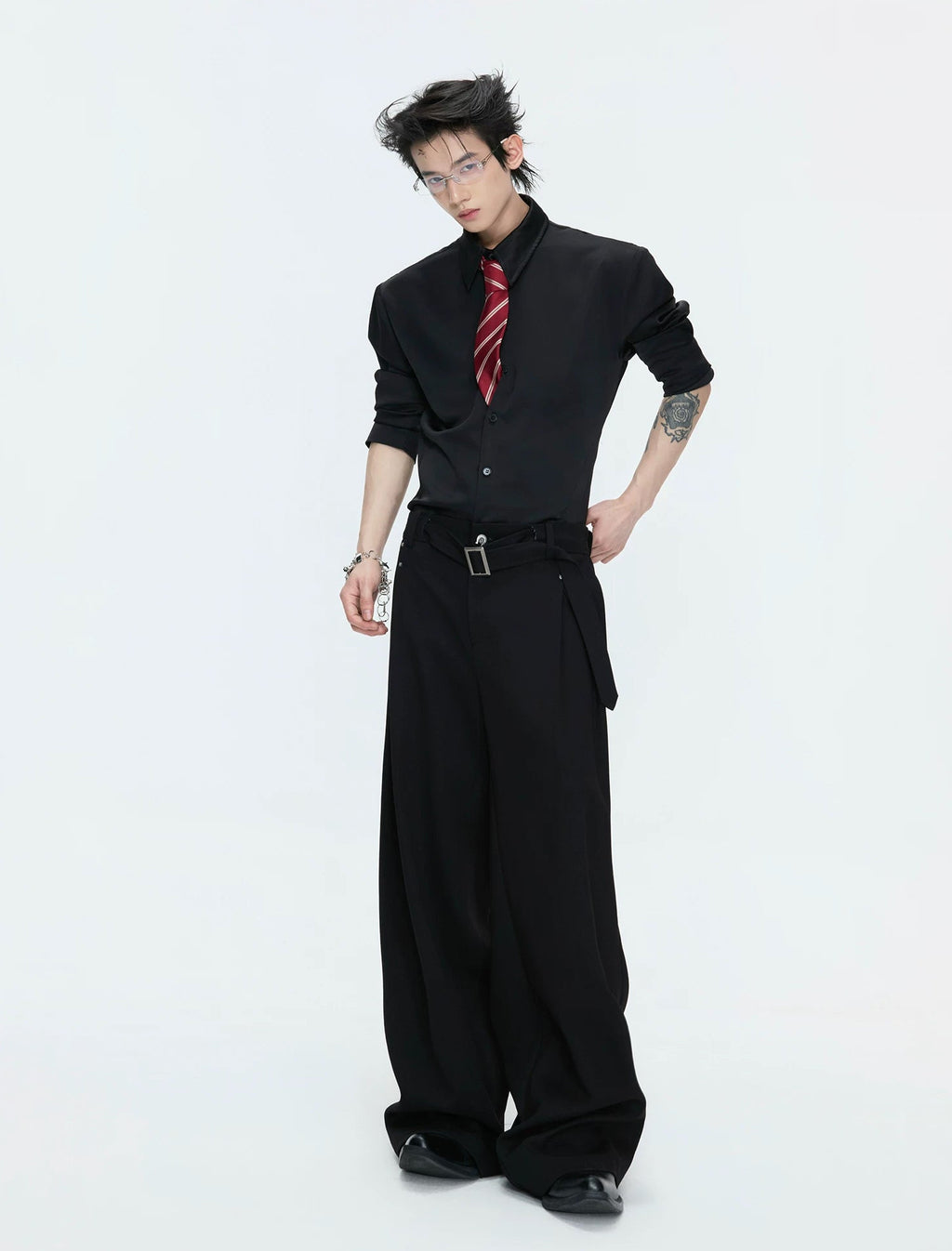Satin-Finish Waist-Shaped Shirt — Black — styling view 3