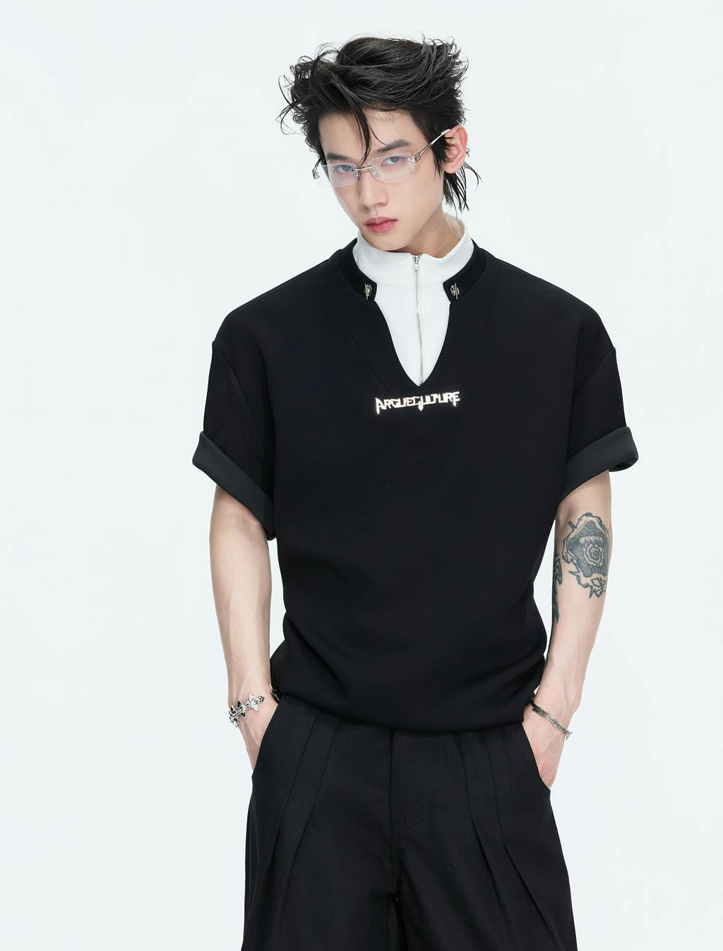 Layered Contrast-Collar Boxy T-Shirt — Black - Top — styling view 2