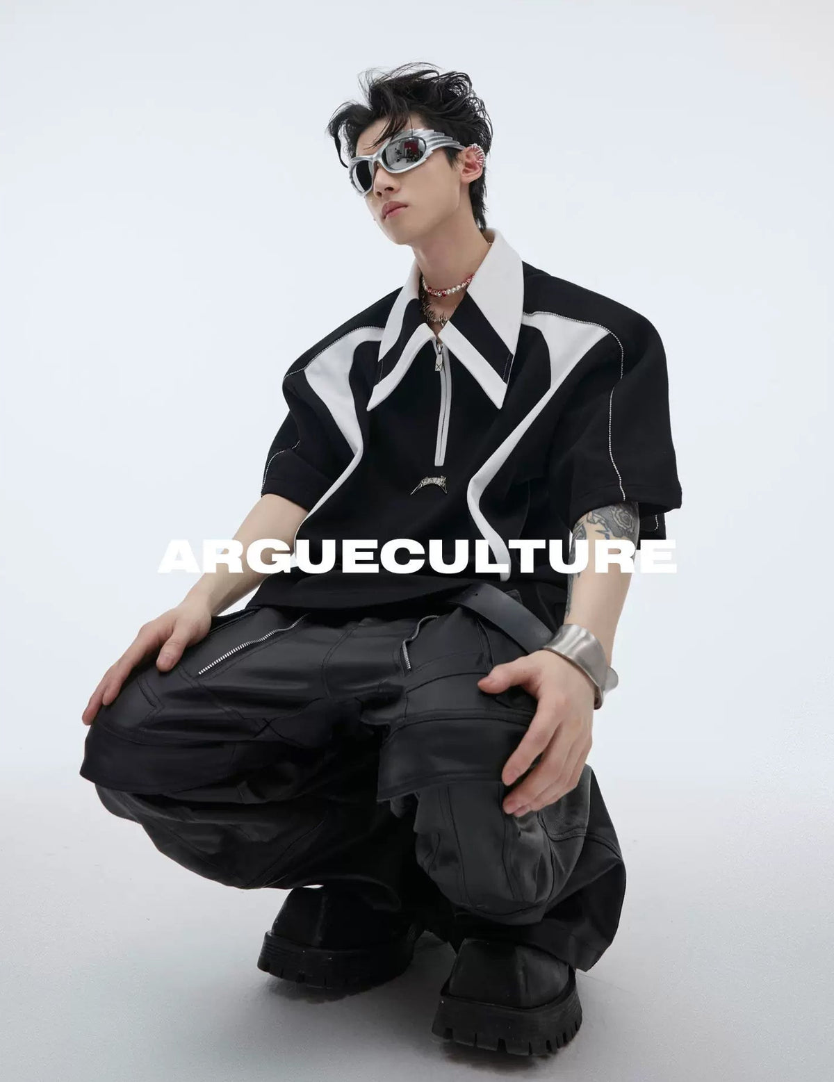Contrast-Panel Padded-Shoulder Polo Shirt — Black — styling view 5