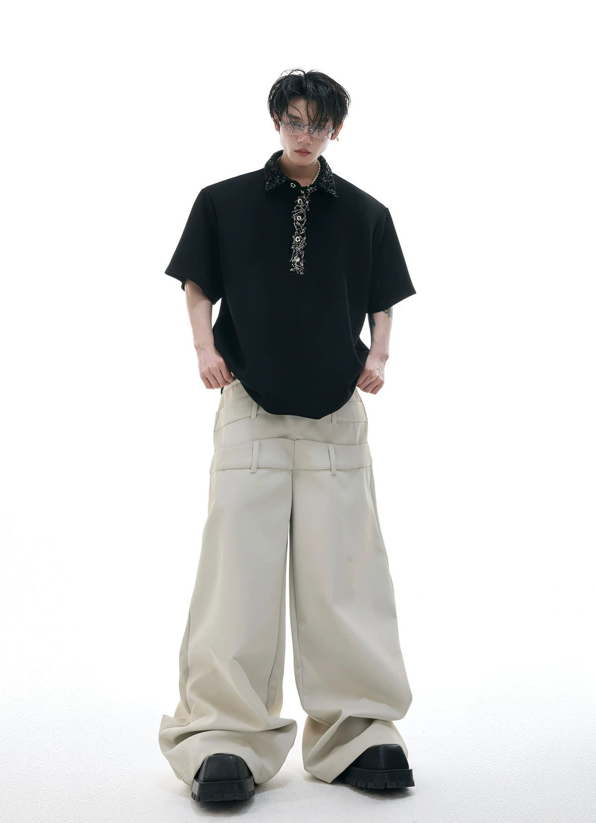 Sequin Square-Collar Pin-Detail Polo Shirt — Black - T-Shirt — styling view 2