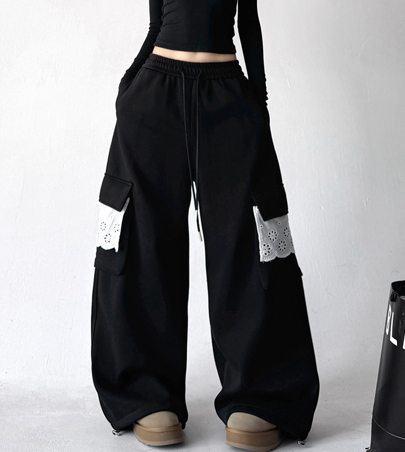 Fleece-Lined Lace Cargo Sweatpants