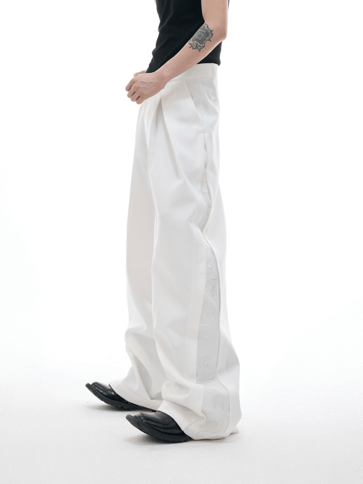 Baroque Embroidered Wide - Leg Trousers - COPPING THREADS - ArguE CulturE