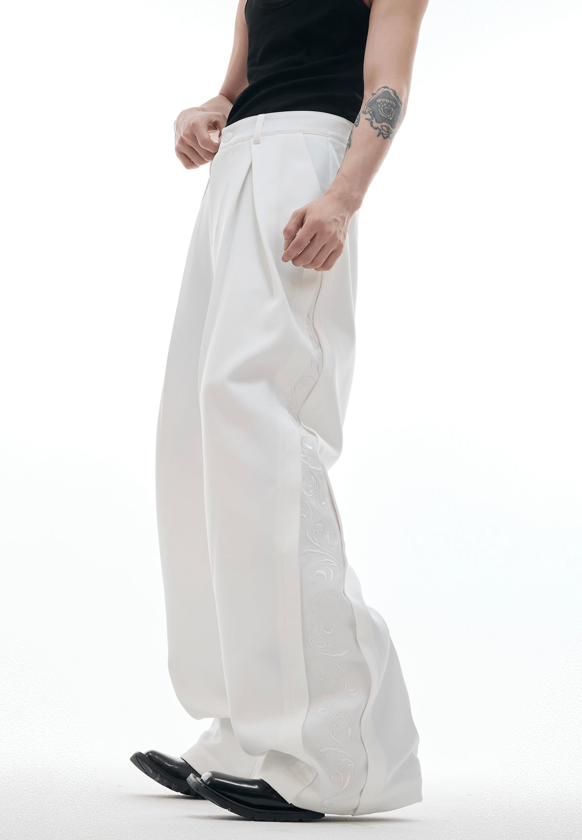Baroque Embroidered Wide - Leg Trousers - COPPING THREADS - ArguE CulturE