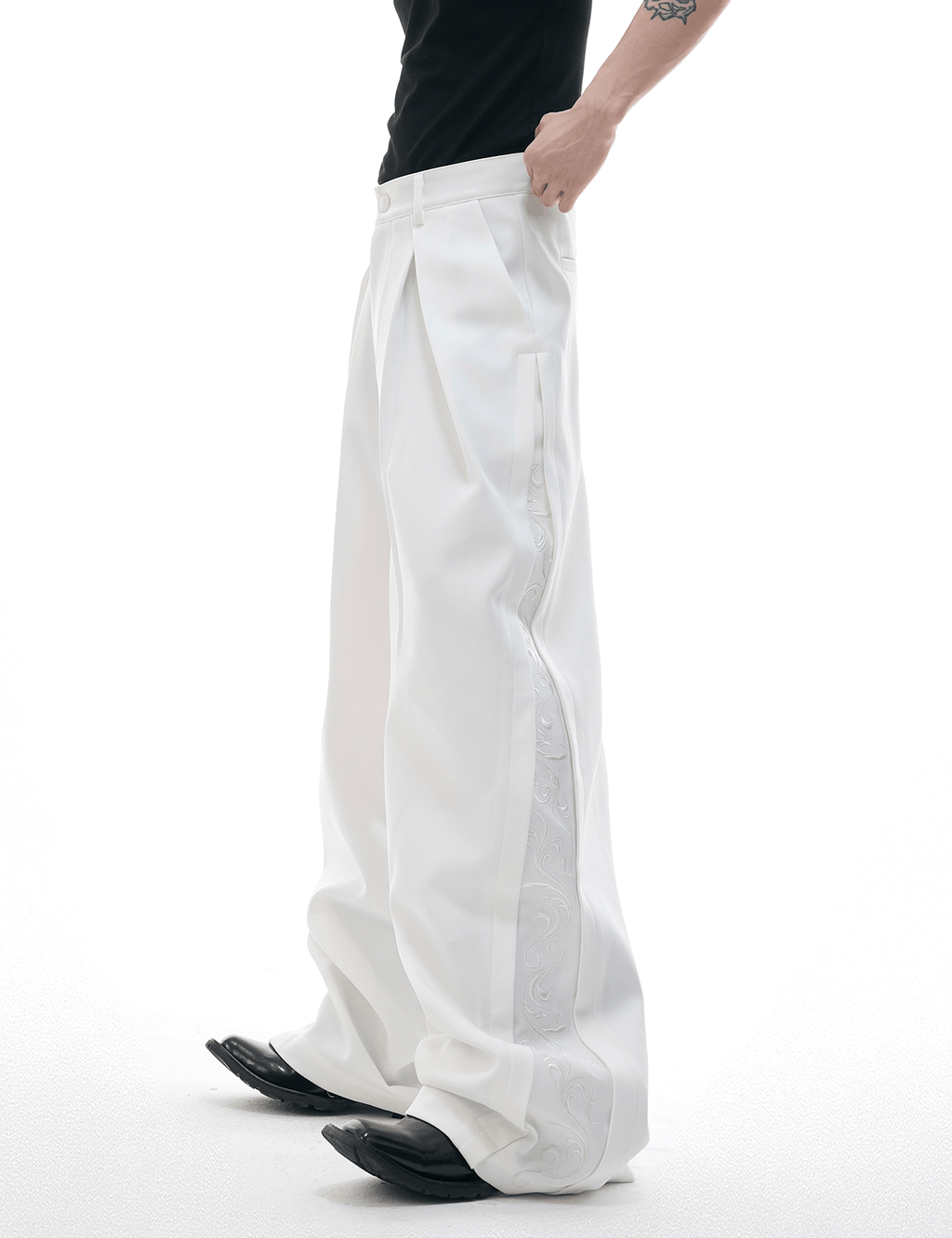 Baroque Embroidered Wide - Leg Trousers - COPPING THREADS - ArguE CulturE