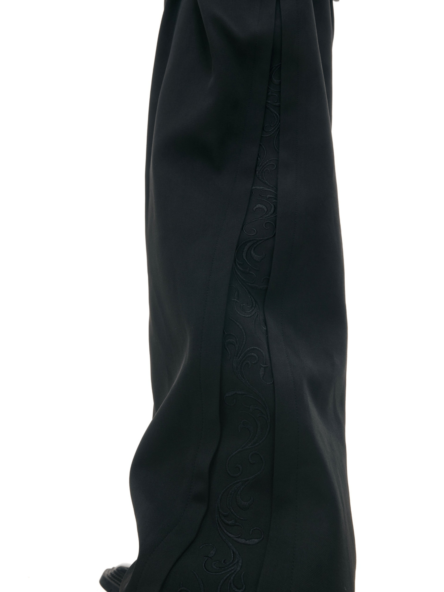 Baroque Embroidered Wide - Leg Trousers - COPPING THREADS - ArguE CulturE