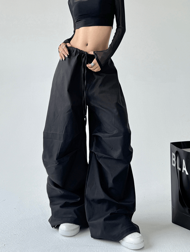 Basic Paratrooper Wide‑Leg Cargo Pants Main Image