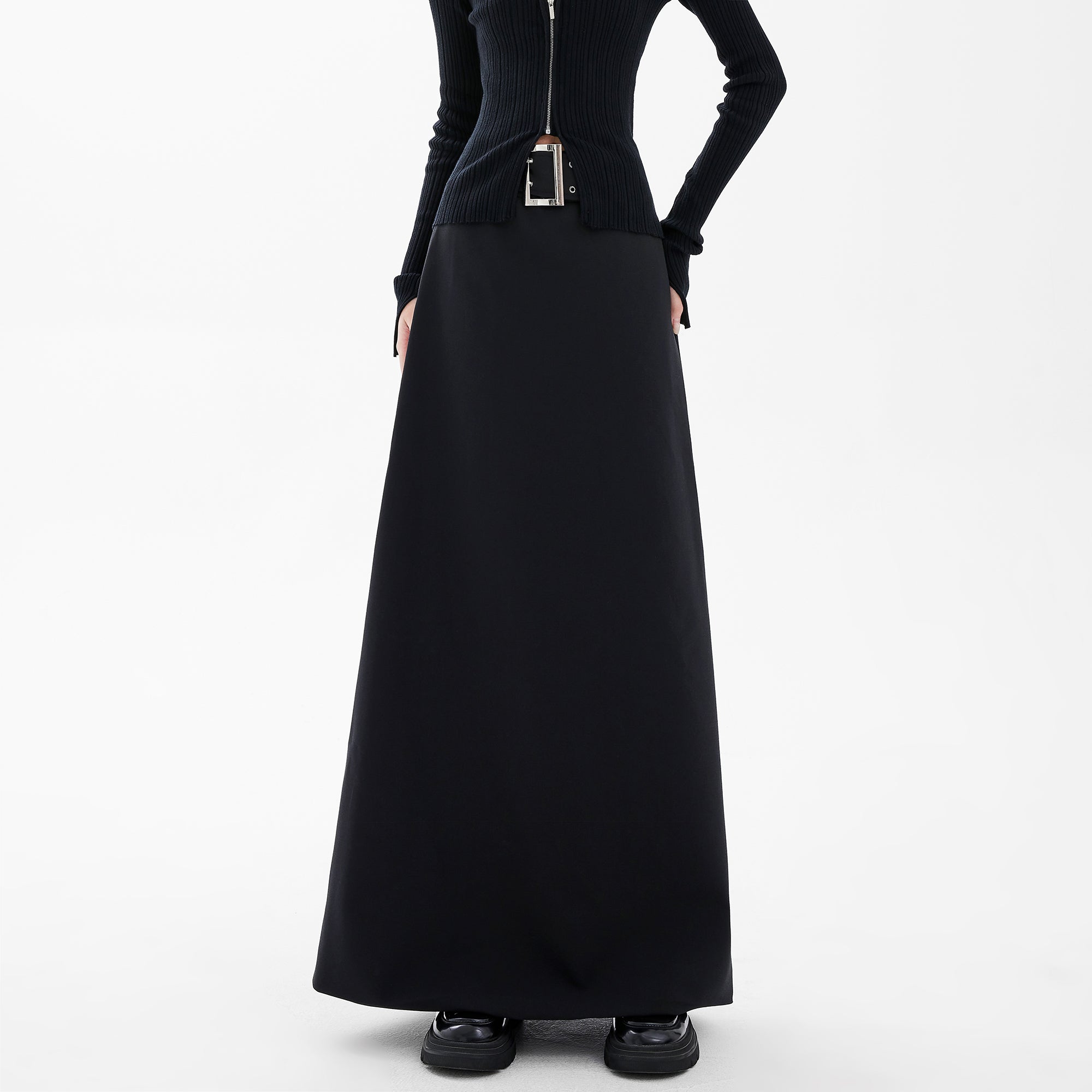 Black Side - Slit Midi Skirt - COPPING THREADS - CHICISLAND Hauptbild