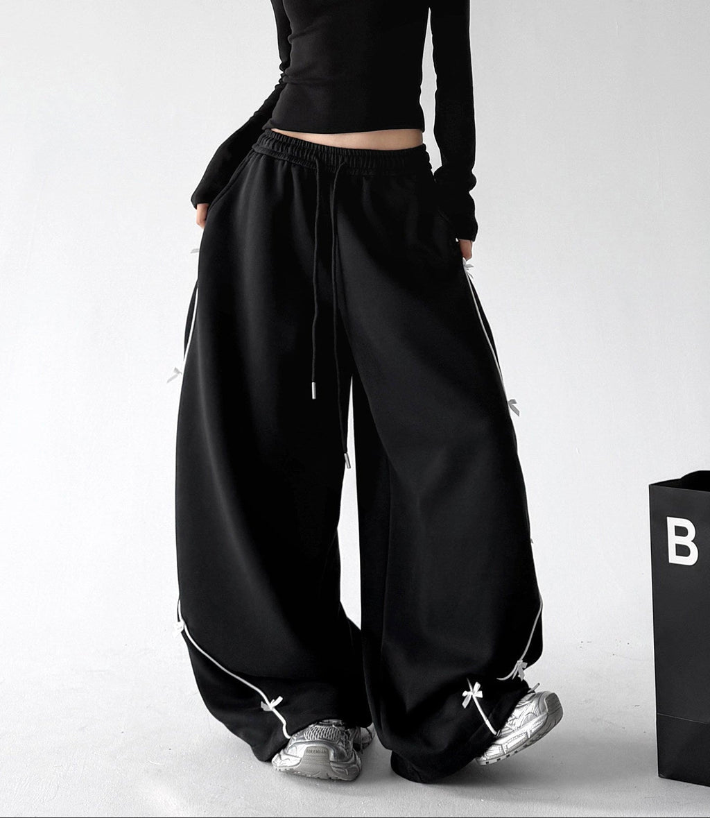 Bow-Embroidered Balloon Sweatpants - CT66262 - COPPING THREADS - CT ORIGINALS