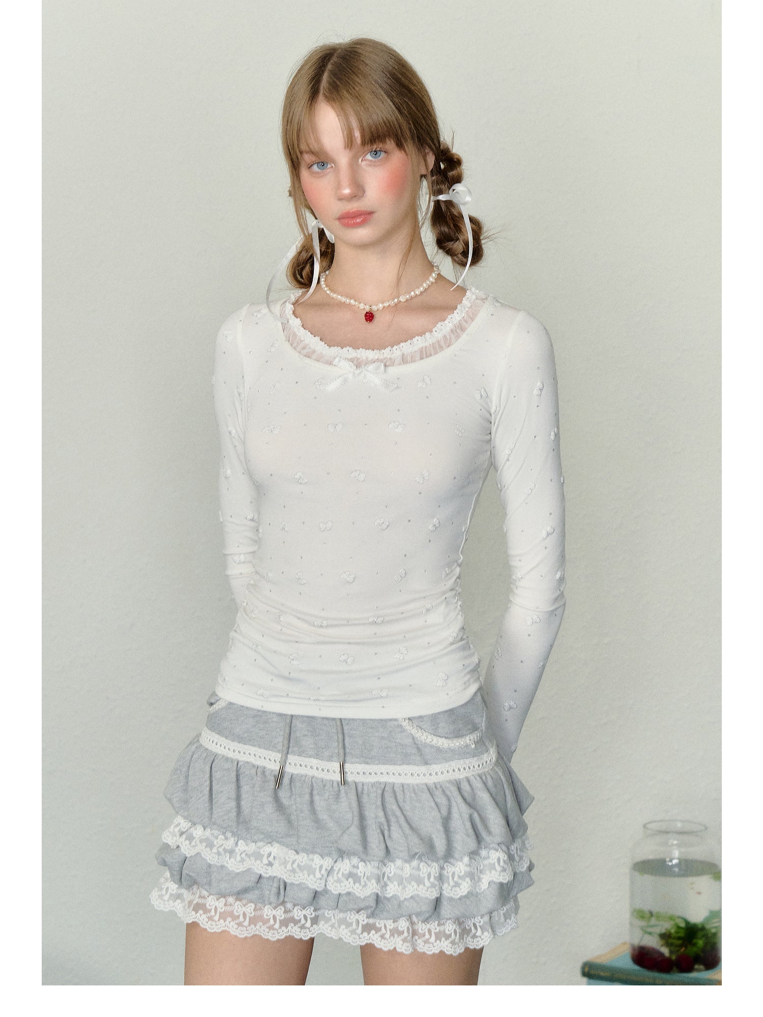 Langärmliges T-Shirt mit Schleifen-Puff-Print Zweitbild