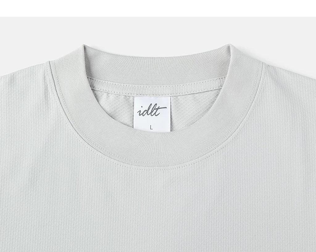 IDLT short sleeve sweatshirt, light gray crewneck.